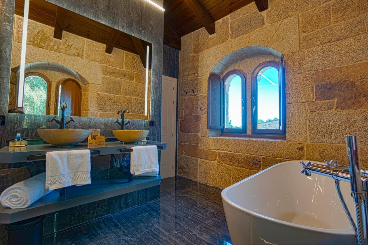 Hotel As Torres Da Hermida Monterroso Extérieur photo